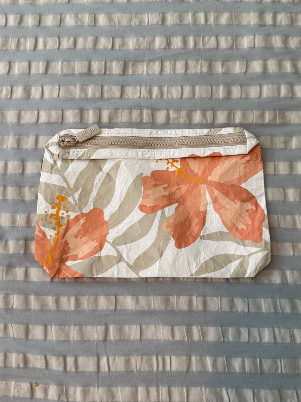 ALOHA small pouch adrift pink salt hibiscus